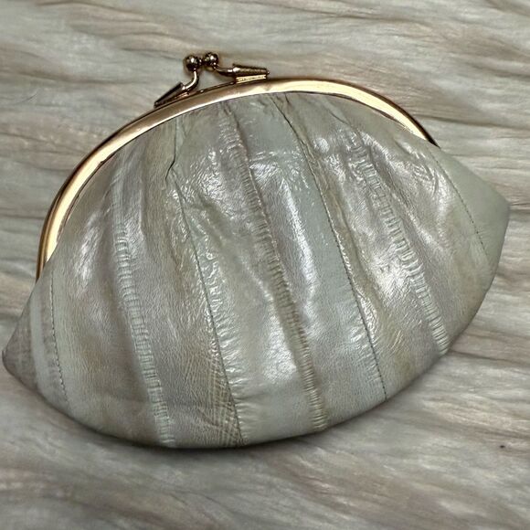 Vintage Eel Skin Small Coin Purse in Pearl - Picture 2 of 7
